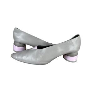 Grey Matters Heel Grey Leather Heels Light Purple Accents on Heels Front Size 39